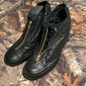 Leathers boots Converse size 9.5